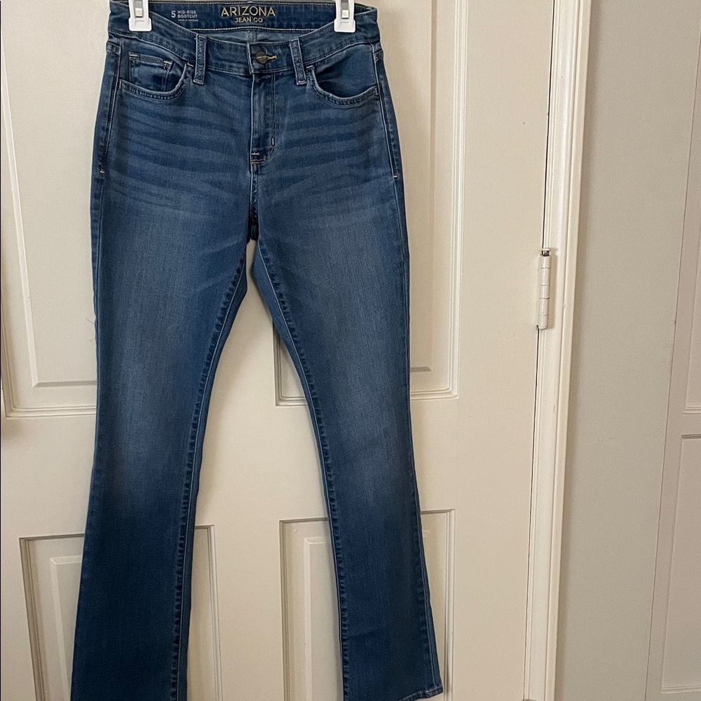 Arizona Jean Company Women's Classic Blue Boot Cut Jeans